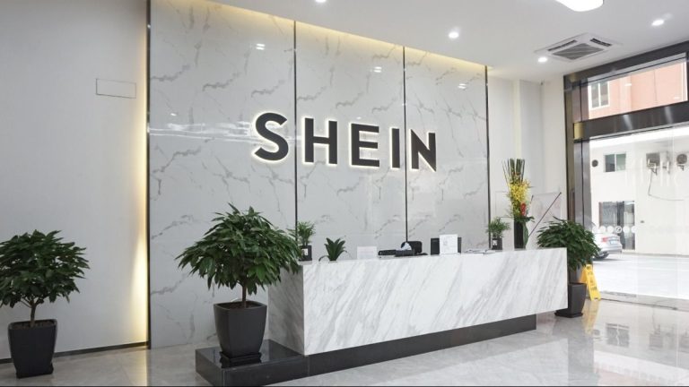 Aprenda Como Ganhar Roupas Gratuitas na SHEIN